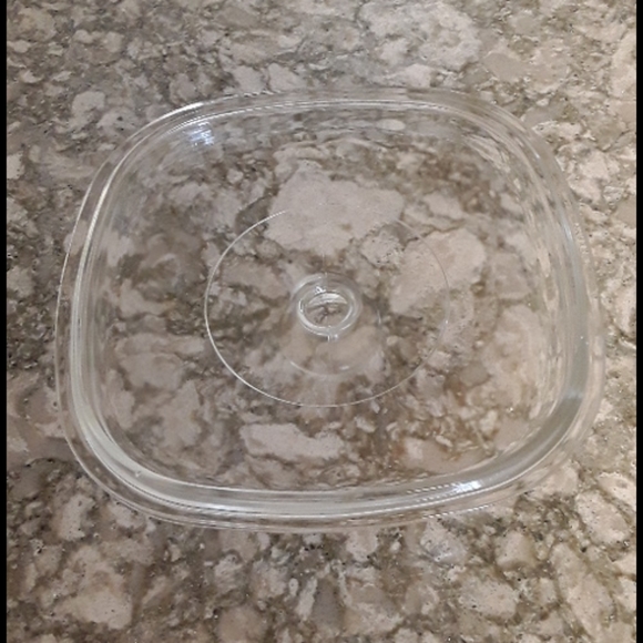 CORINGWARE Vintage Casserole - Picture 2 of 3